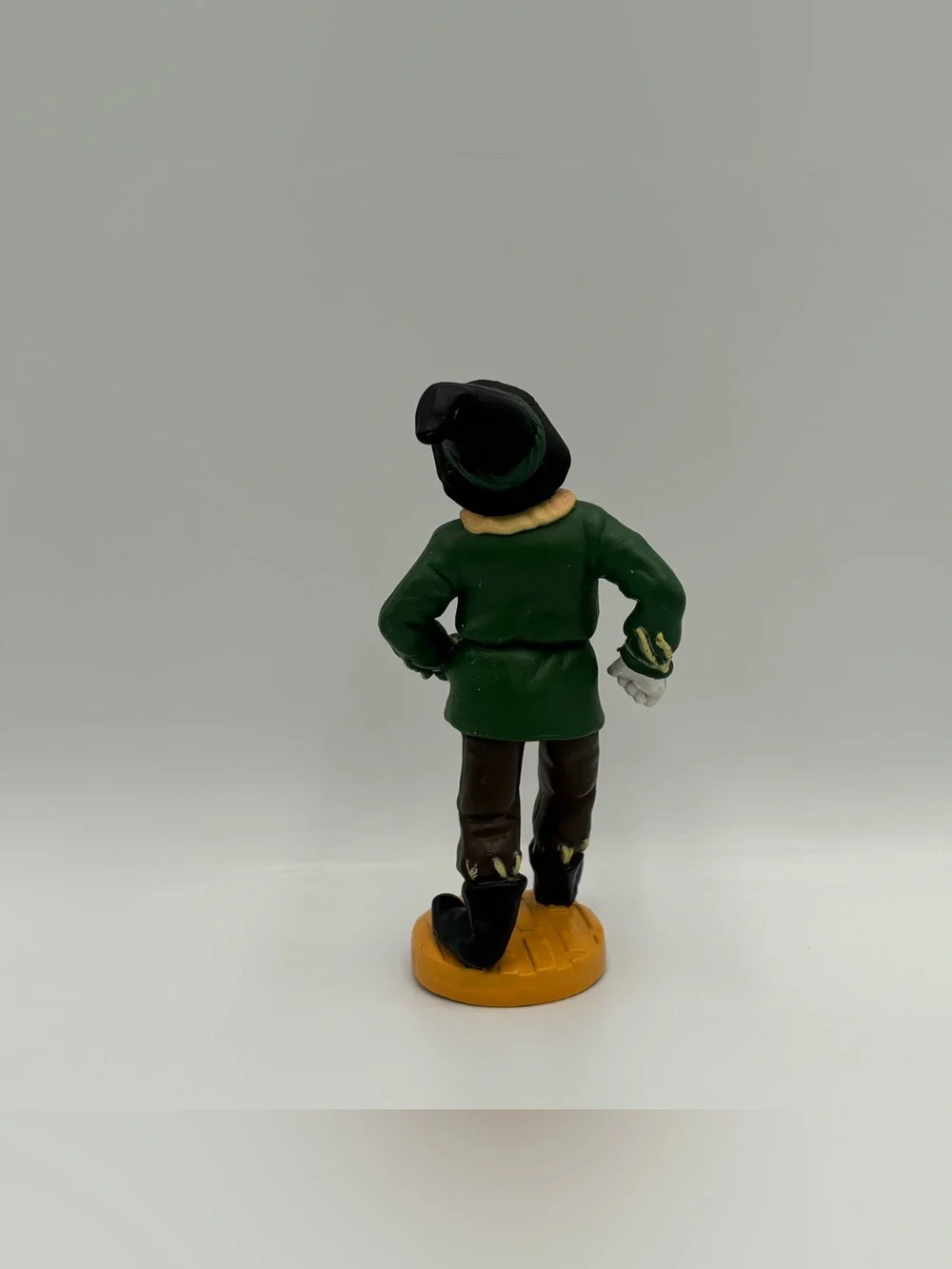 Vintage Wizard Of Oz Toys Witch Dorthy Toto Scarecrow Tin Man Leprechaun Lion